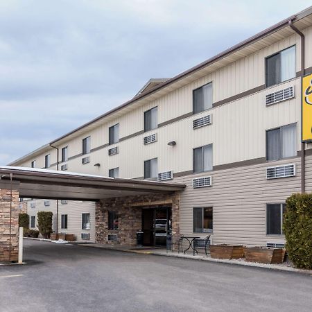 Super 8 By Wyndham Kalispell Glacier National Park Exteriör bild
