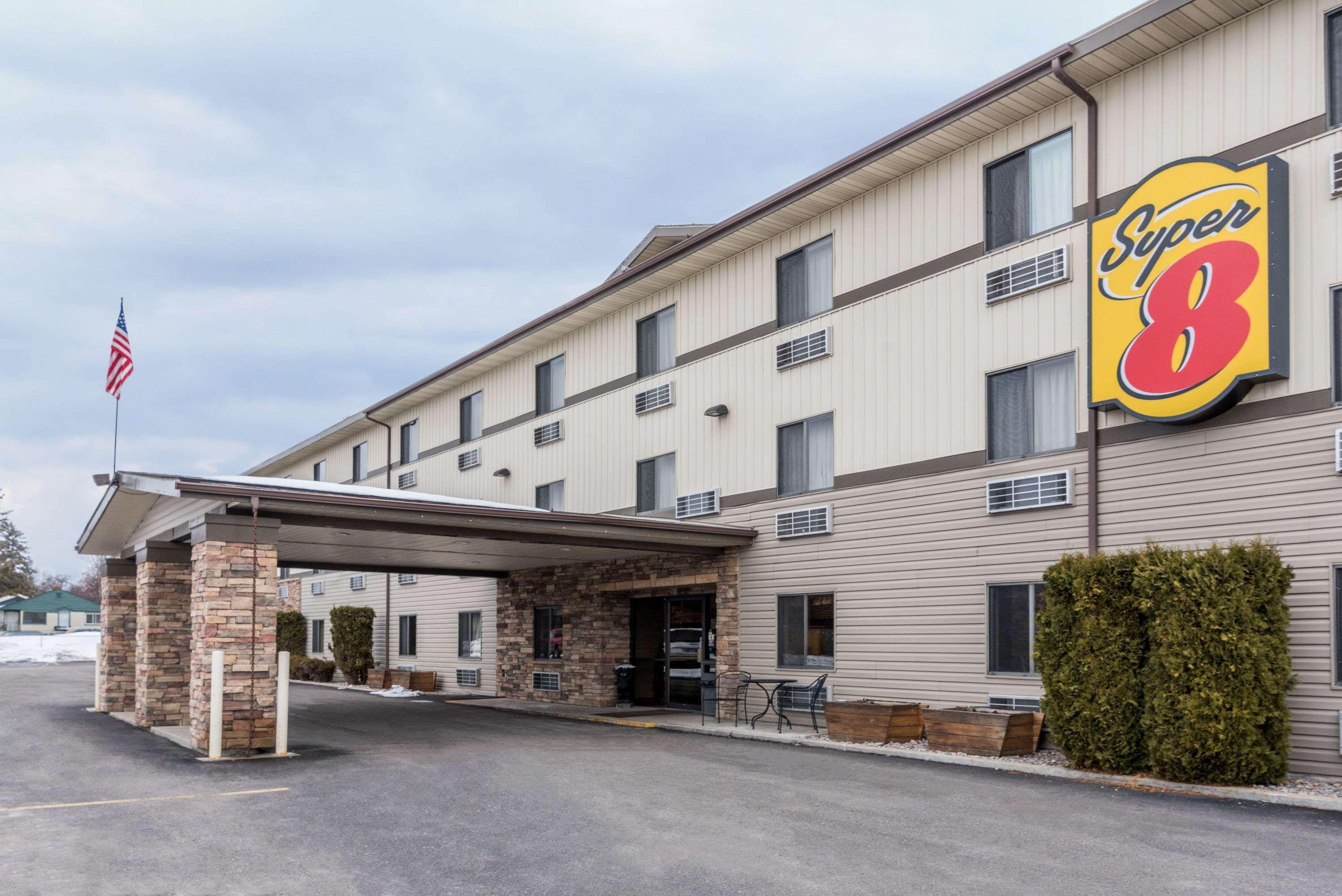 Super 8 By Wyndham Kalispell Glacier National Park Exteriör bild