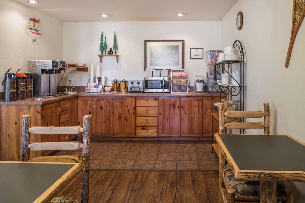 Super 8 By Wyndham Kalispell Glacier National Park Restaurang bild