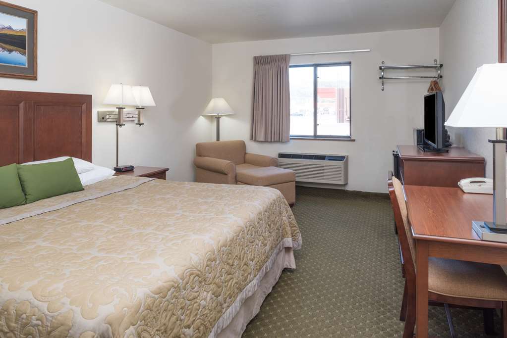Super 8 By Wyndham Kalispell Glacier National Park Rum bild